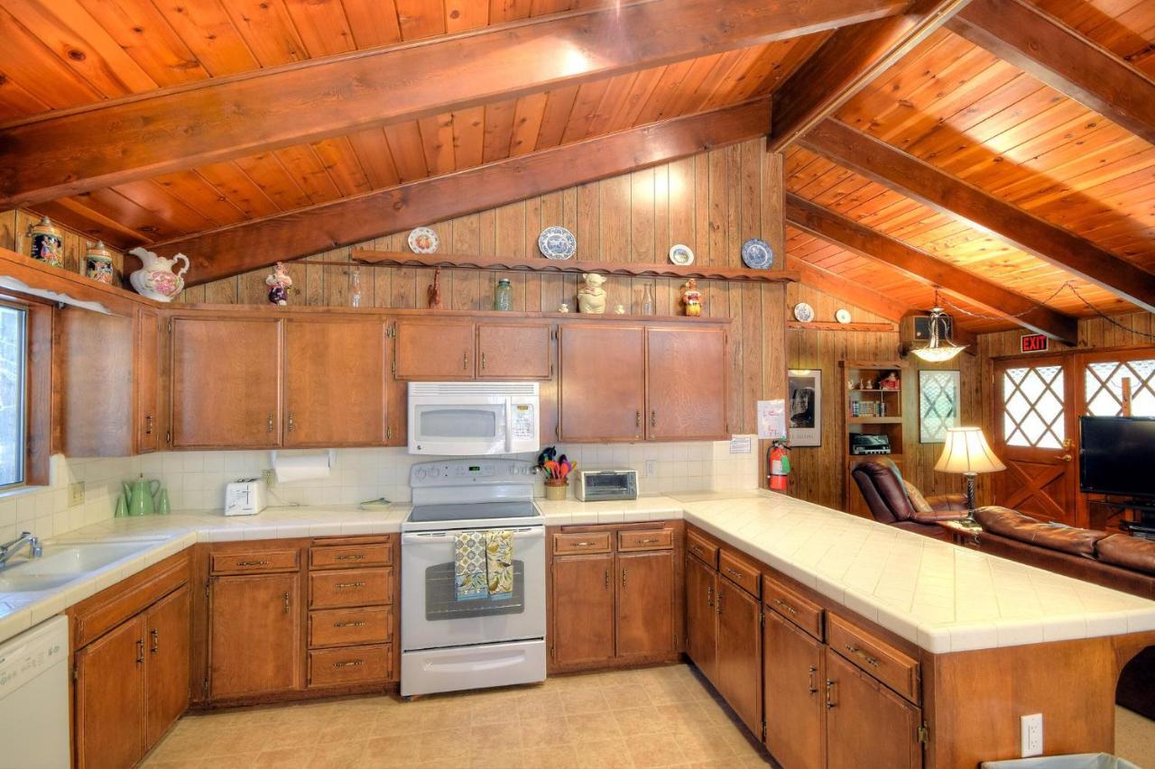Papa Bear Cabin North Wawona Exteriér fotografie